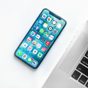 rahul-chakraborty-xsGxhtAsfSA-unsplash Watch lessons from anywhere